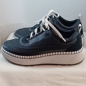 Cougar Luxmotion Platform Black and White waterproof Sneakers Size 7.5.